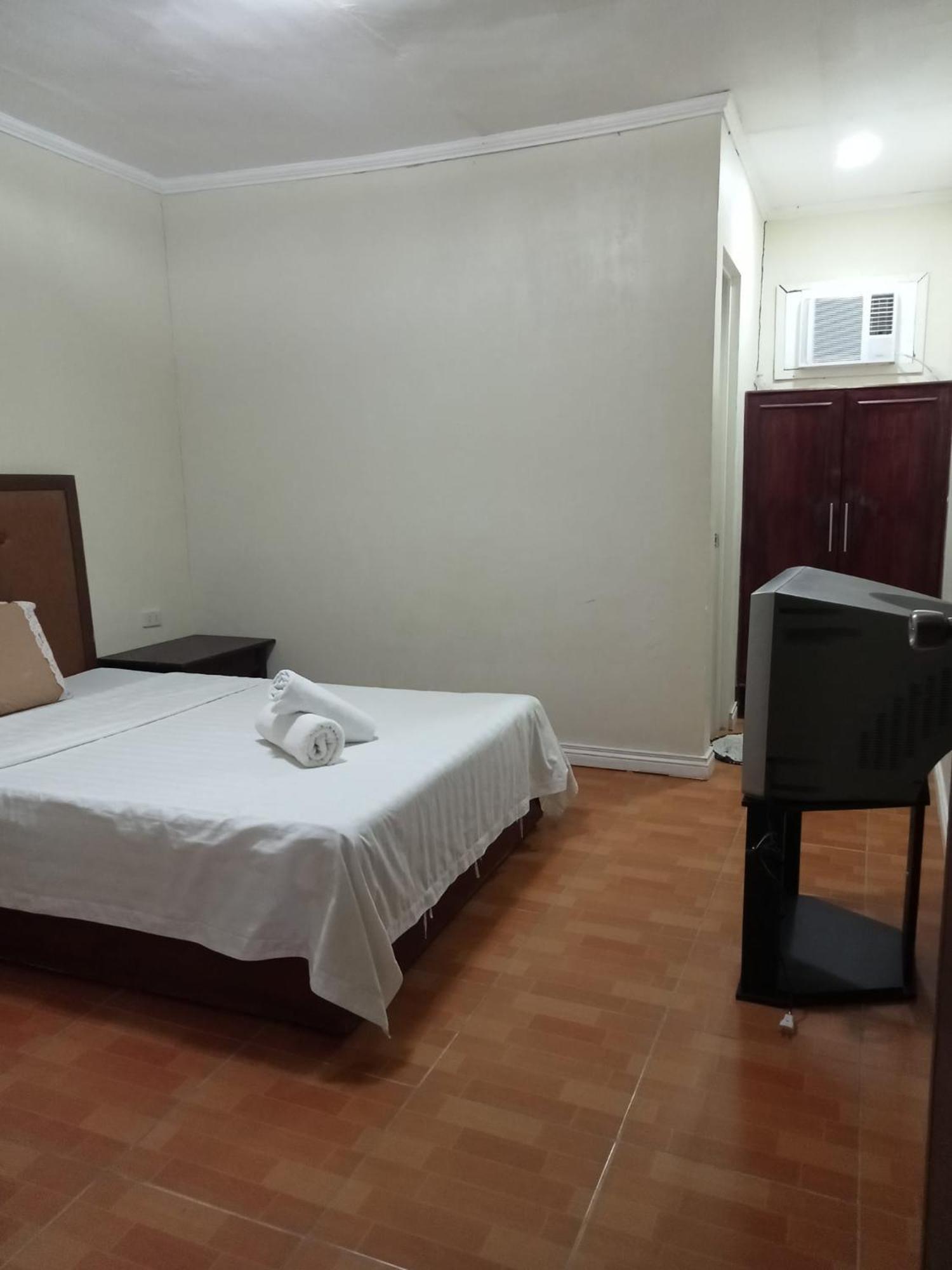 Happy Ripples Beach Resort Mabilao Ngoại thất bức ảnh