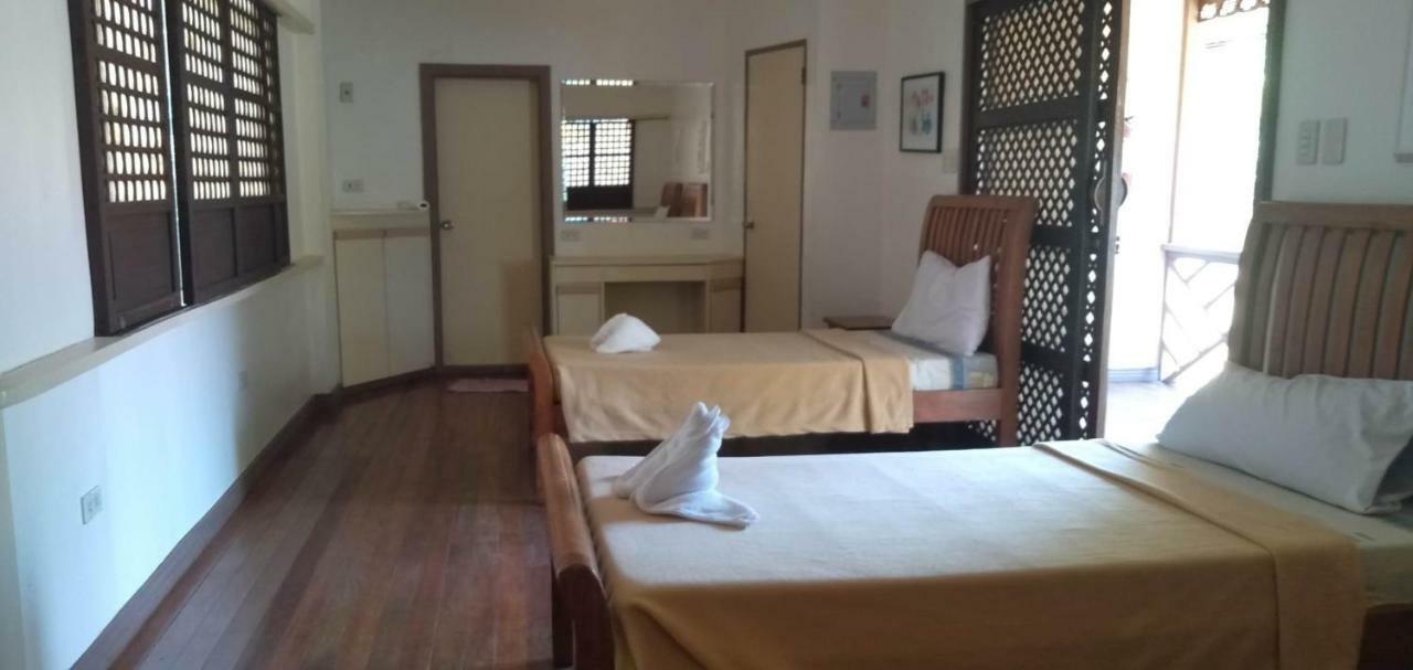 Happy Ripples Beach Resort Mabilao Ngoại thất bức ảnh